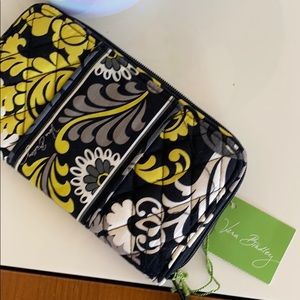 NWT Vera Bradley Accordion wallet clutch black